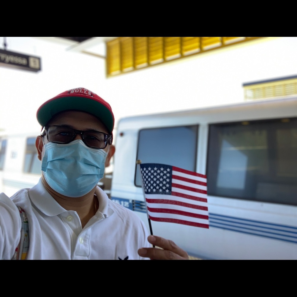 Meet your Posher, Raymond